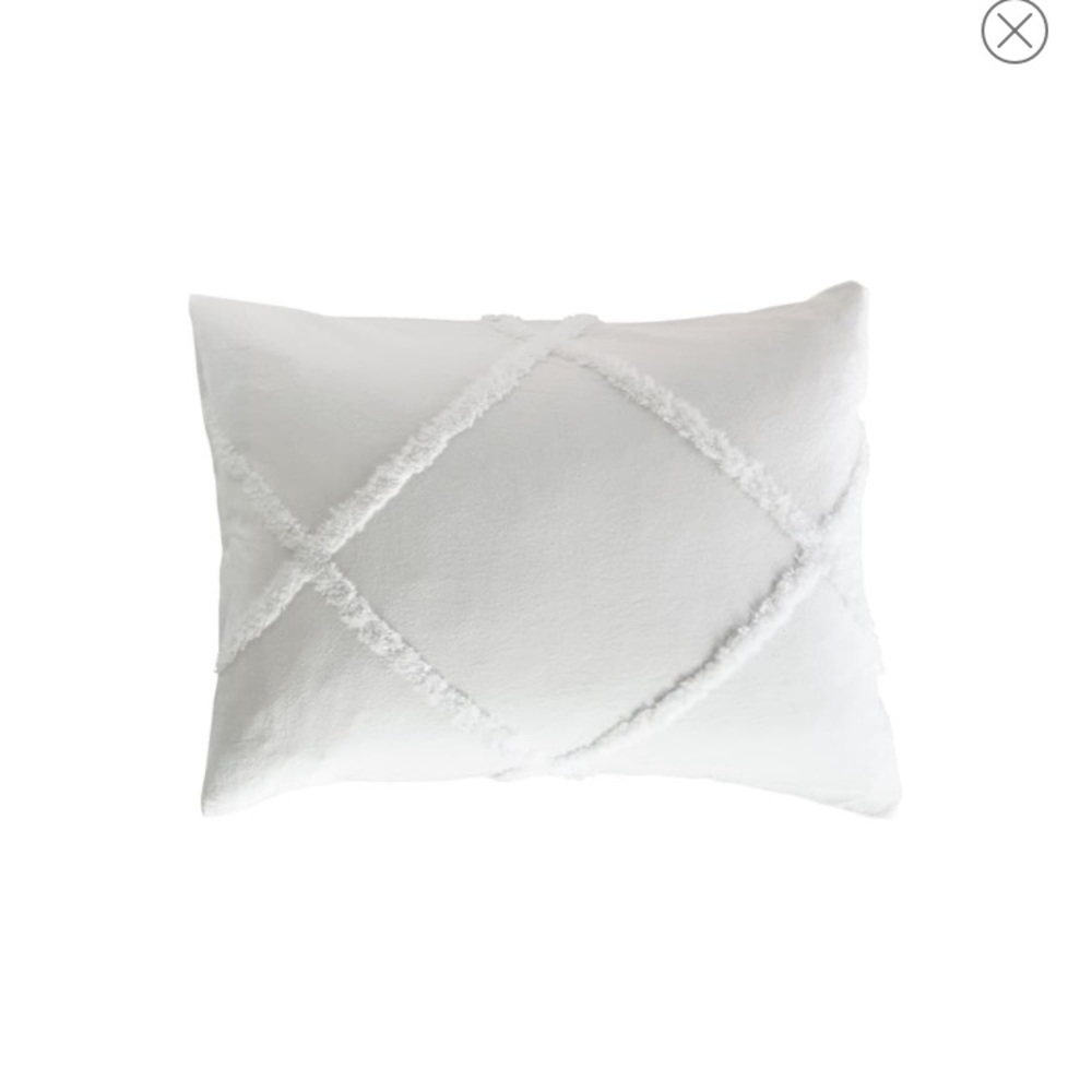 PERI HOME  NIP Chenille Lattice Sham